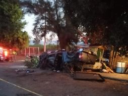 El accidente ocurrió la madrugada de este lunes sobre la carretera que conduce de Tamazula a Zapotiltic. ESPECIAL