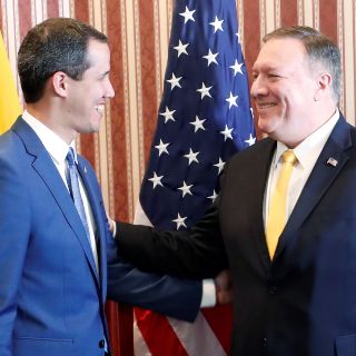 Pompeo anuncia más apoyo a Guaidó en su lucha contra Maduro