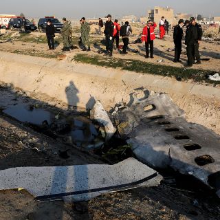 Irán confirma que dos misiles derribaron avión ucraniano