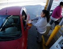 Los ejidatarios, quienes tomaron el Aeropuerto desde hace dos meses, piden cooperación voluntaria para ingresar. EL INFORMADOR / F. Atilano