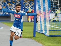 Suficiente. Lorenzo Insigne fue el autor del único tanto del encuentro, en un resultado que revitaliza al Napoli, que en la Serie A no la está pasando nada bien. EFE • C. Fusco