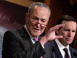 El demócrata Chuck Schumer criticó que los republicanos rechazaran las enmiendas que pedían la comparecencia de testigos. AP/J. Scott Applewhite