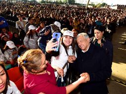 López Obrador confió en que la cifra de beneficiarios crezca en el corto plazo a dos millones 300 mil. NTX/PRESIDENCIA