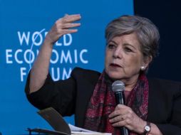 Alicia Bárcena, secretaria ejecutiva de la CEPAL, en el Foro Económico Mundial de Davos. TWITTER/cepal_onu