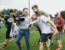 Disfruta. Drew Brees (#9) podría pasar sus últimos momentos como jugador de los Saints, pues será agente libre, aunque afirma que quiere seguir en Nueva Orleáns. INSTAGRAM/@logan_bowles