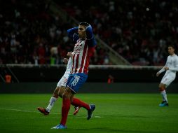 Costoso. La expulsión de Ronaldo Cisneros obligó a Tena a ajustar el planteamiento del partido, lo cual no resultó pues Toluca terminó encima del Rebaño. EL INFORMADOR/F. Atilano