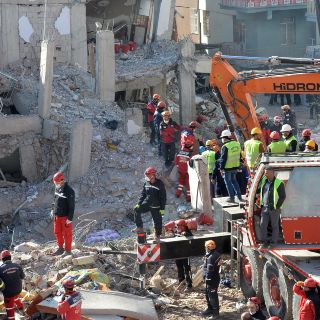 Sube a 33 cifra de muertos por sismo en Turquía