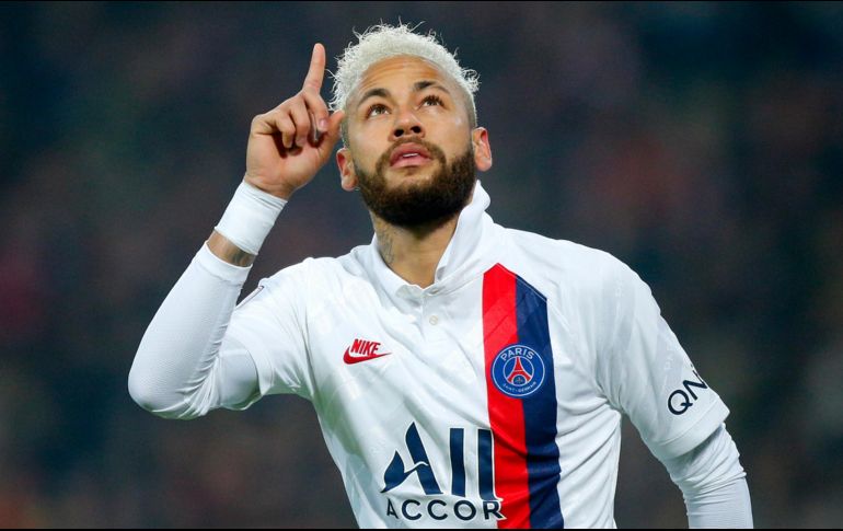 Neymar dedicó a Kobe Bryant uno de los goles que anotó ante el Lille. AP / M. Spingler