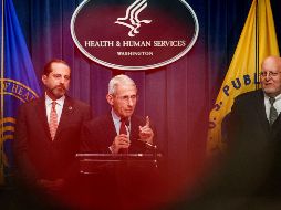 Anthony Fauci, director de enfermedades infecciosas de los Institutos Nacionales de Salud, ofrece una conferencia de prensa en Washington. EFE/S. Thew