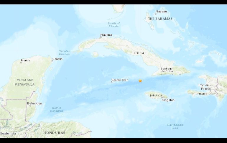 El temblor tuvo su epicentro (estrella amarilla) entre Cuba y Jamaica. ESPECIAL/earthquake.usgs.gov