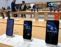Los analistas habían estimado 88 mil 500 millones de dólares de ganancias para Apple, cifra que superada. AP/S. Senne