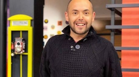 Clark se sentó en la mesa de debate del programa 