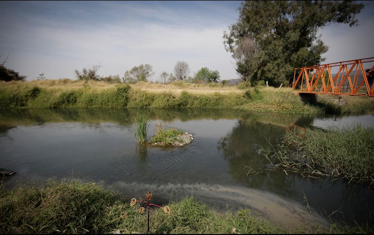Habitantes de Atotonilquillo exigen a las autoridades que hagan lo que sea necesario para revertir el deterioro del canal de Atequiza y del río Santiago. EL INFORMADOR/F. Atilano
