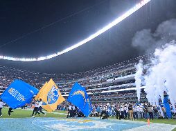 México tiene fuertes raíces con la NFL al tener una base de 27 millones de aficionados y ser el primer país en donde se llevó a cabo un partido de temporada regular fuera de EU. Imago7 / ARCHIVO