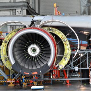 Base de mantenimiento de Mexicana necesita estabilidad financiera para venta