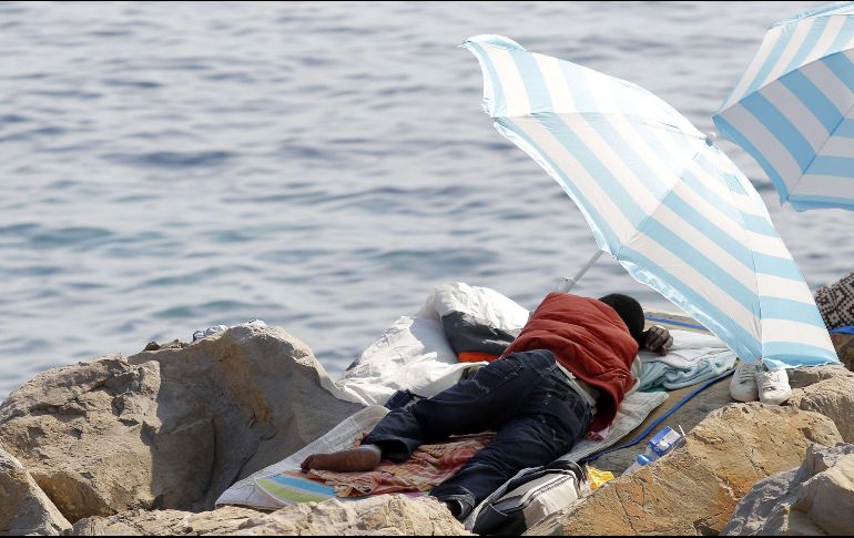 Los migrantes y refugiados en su mayoría buscan llegar a la UE y Grecia se constituye en un país de paso. AFP / ARCHIVO