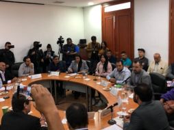 Representantes de mototaxistas, de conductores de transporte público y de la agrupación Poder Cívico también acudieron al encuentro. EL INFORMADOR / R. Rivas