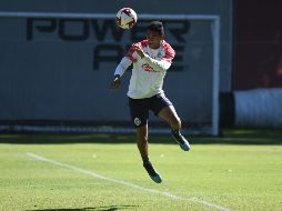 Gilberto Sepúlveda hizo el viaje con Chivas para enfrentar al Atlético San Luis. Imago7