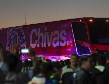 Chivas viajó vía terrestre a San Luis desde León, luego de que el avión que los transportaba a San Luis hiciera escala también en Ciudad Victoria. TWITTER / @Chivas