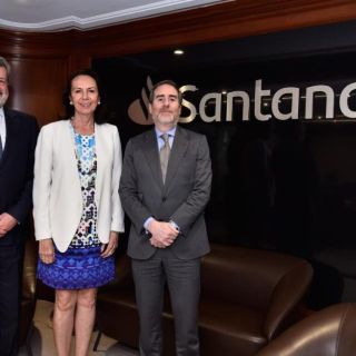 Anuncian a primera mujer al frente del banco Santander
