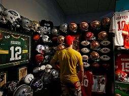 Las agencias federales han redoblado esfuerzos para evitar que la mercancía pirata deje los puertos de Miami, a donde llega a través de varios contenedores procedentes principalmente de China. EFE / L. W. Smith