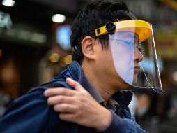 La Casa Blanca dice que no permitirá que nadie que haya estado en China recientemente ingrese a los Estados Unidos porque representa un riesgo de transmitir el virus. AFP / P. Fong