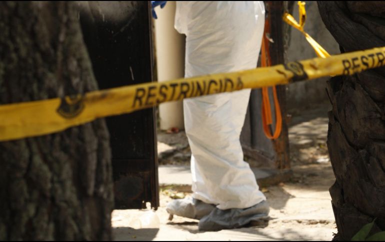 Elementos policiales y de la Fiscalía del estado arribaron al sitio para realizar las investigaciones de rigor. EL INFORMADOR/ARCHIVO