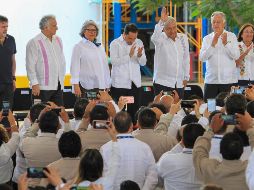 López Obrador se comprometió a revisar el tema de jubilaciones de los trabajadores de la CFE. NTX/J. Lira