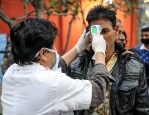 El coronavirus ha dejado más de 300 muertos y contagió a más de 14 mil personas. AFP / Bhutan Prime Minister's Office