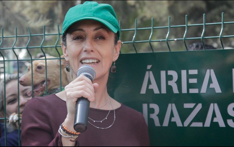 Sheinbaum exhortó a la población a estar atentos a los informes que emite todos los días la Secretaría de Salud federal. NTX / R. Solis