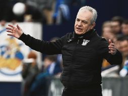 Cumple. El mexicano Javier Aguirre busca sacar al equipo pepinero de la zona de descenso. EFE