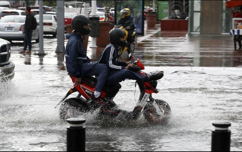 Se esperan lluvias fuertes a puntuales muy fuertes de 50 a 75 litros por metro cuadrado para Jalisco, Colima, Michoacán y Guerrero. EL INFORMADOR / ARCHIVO