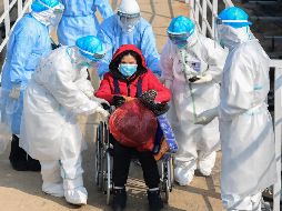 Se han registrado 20 mil 676 casos en todo el mundo, 427 fallecidos y 664 recuperados. Al menos 20 mil 467 de los infectados se encuentran en China y 425 de las muertes también han sido en ese país. EFE / EPA / Stringer China Out