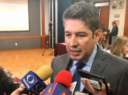 El titular de la Secretaría de Educación Jalisco refirió que los padres de familia tienen la alternativa de hacer el trámite vía la aplicación RecreaApp y a través de Internet. EL INFORMADOR / R. Rivas