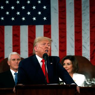 Trump tiende la mano a Irán y dice que "solo depende de ellos"