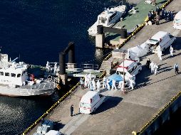 Sólo se han revelado los resultados de los exámenes realizados a 31 pasajeros, por lo que el número de contagios podría ser mayor. AP/H. Harima