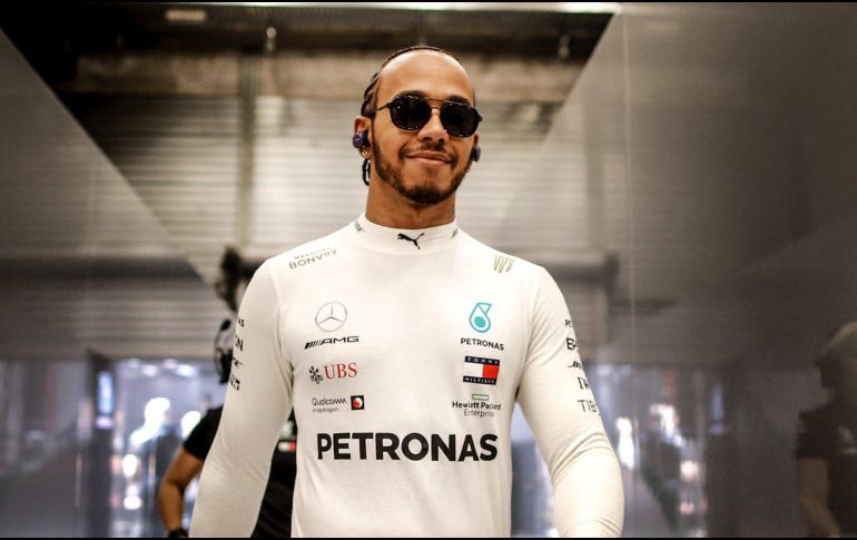 Hamilton arribó a la escudería alemana en 2013 y en su paso ha cosechado cinco Campeonatos de Pilotos y ahora está a un título de empatar al legendario Michael Schumacher. TWITTER / @MercedesAMGF1