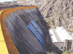 El gobernador Javier Corral aseguró que no se pondrá en riesgo el derecho del agua para los productores del estado. TWITTER/ @Javier_Corral