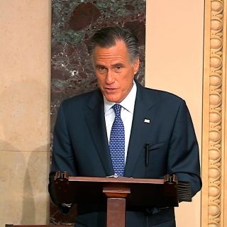 Republicano Mitt Romney dice que votará para condenar a Trump