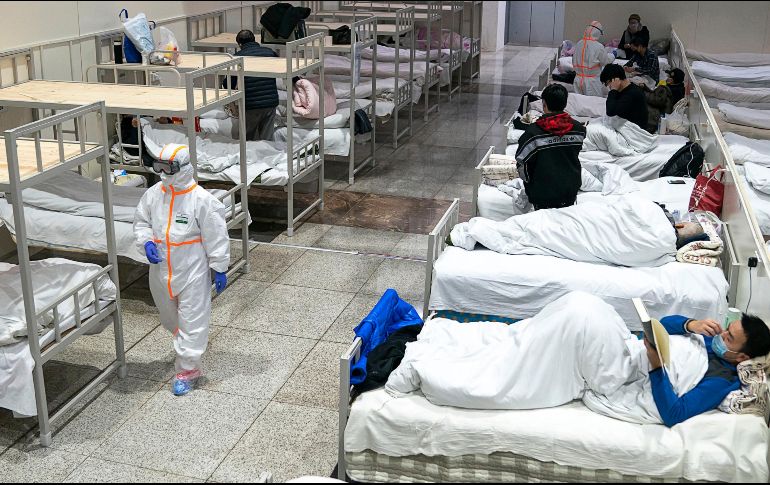 El número de casos supera los 27 mil 300 desde el comienzo de la epidemia. AP