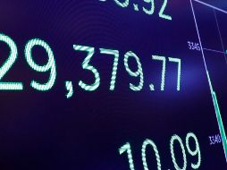 La caída en el mercado bursátil mexicano ocurrió a pesar de las ganancias registradas en las bolsas de Asia, Europa y Estados Unidos. AP/R. Drew