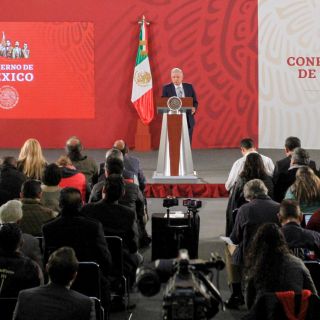 López Obrador pide a gobernadores no intervenir en elecciones de 2021