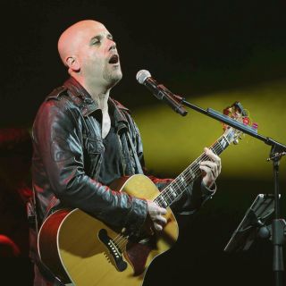 "Si me tenías" no está dedicada a Lucero, asegura Gian Marco