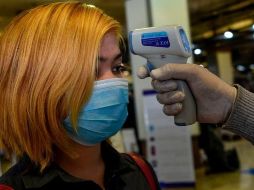 La detección de síntomas no es suficiente para saber si la persona está contagiada con el nuevo coronavirus. GETTY IMAGES
