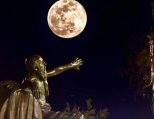 Así se vio la Luna de nieve en Atenas en 2019. GETTY IMAGES