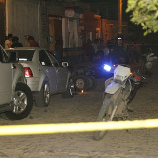 Comando se lleva a la fuerza a cinco personas en Irapuato