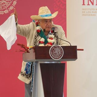 López Obrador reitera que no habrá alza a impuestos ni gasolinazos
