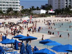 Autoridades británicas publican una serie de medidas precautorias a tomar antes de viajar a México. EFE/ARCHIVO