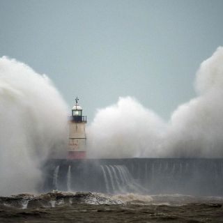 Tormenta "Ciara" golpea noroeste de Europa