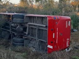 El camión fue hallado en el cruce de Periférico Oriente y la calle Independencia, al rumbo de Camino a Matatlán. ESPECIAL